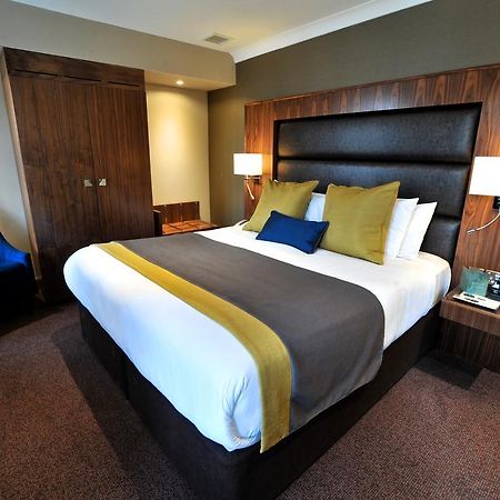 Frensham Pond Country House Hotel & Spa 파넘 외부 사진