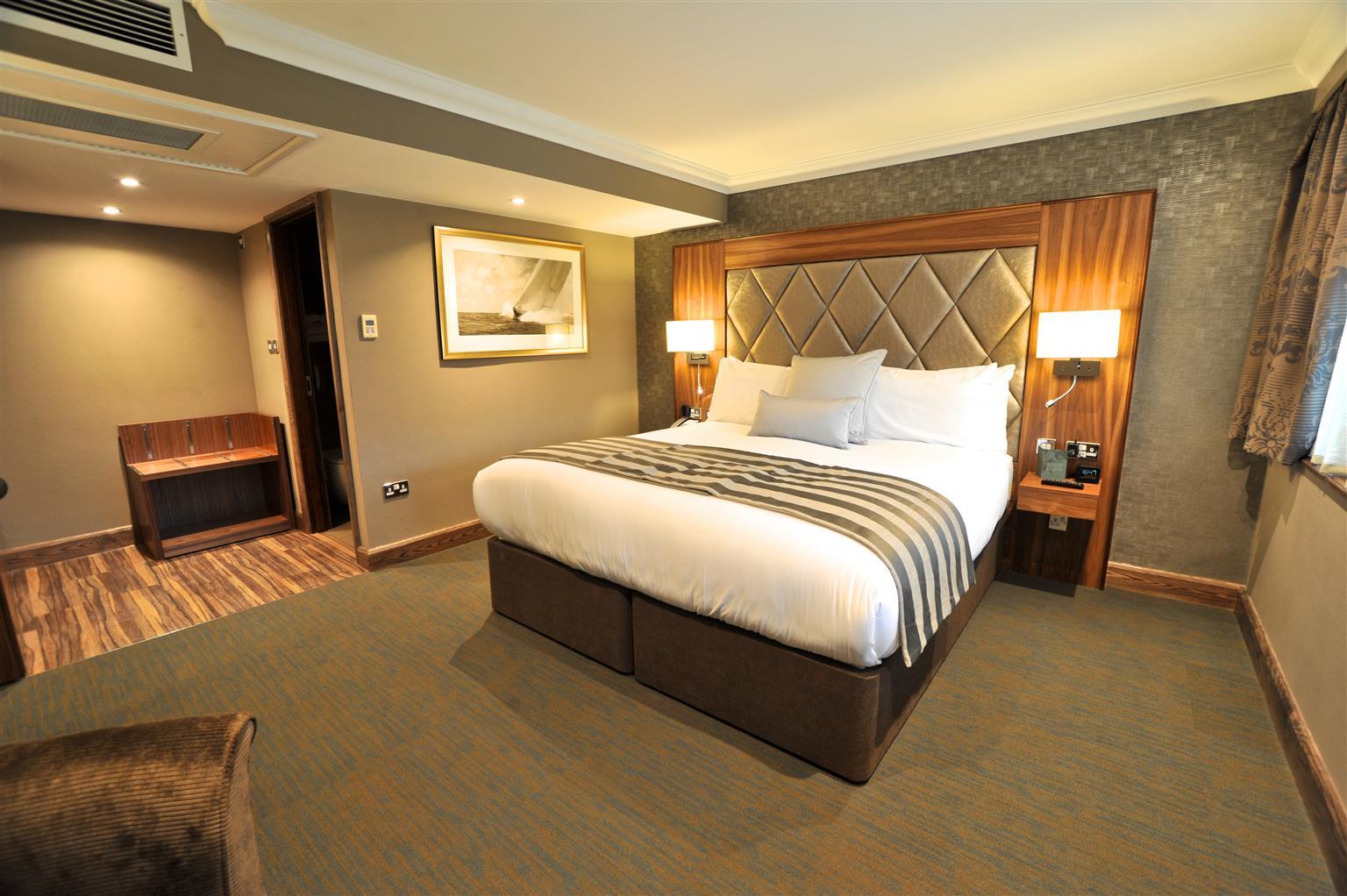 Frensham Pond Country House Hotel & Spa 파넘 외부 사진