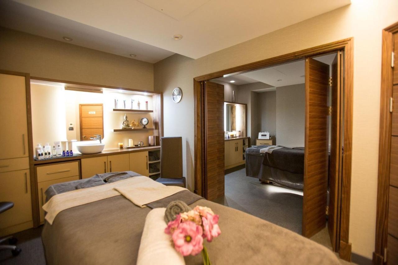 Frensham Pond Country House Hotel & Spa 파넘 외부 사진